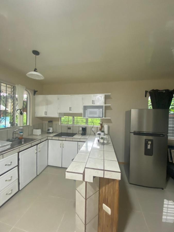 Aguti Apartment มานูเอล อันโตนิโอ ภายนอก รูปภาพ