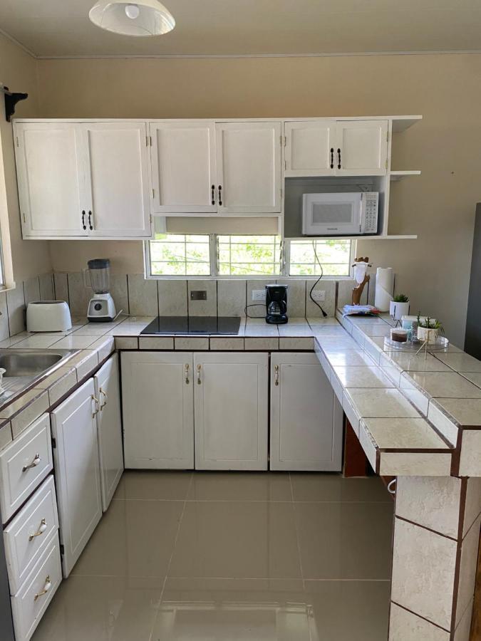 Aguti Apartment มานูเอล อันโตนิโอ ภายนอก รูปภาพ